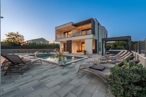 Property building, Night, Swimming pool, sunbed
