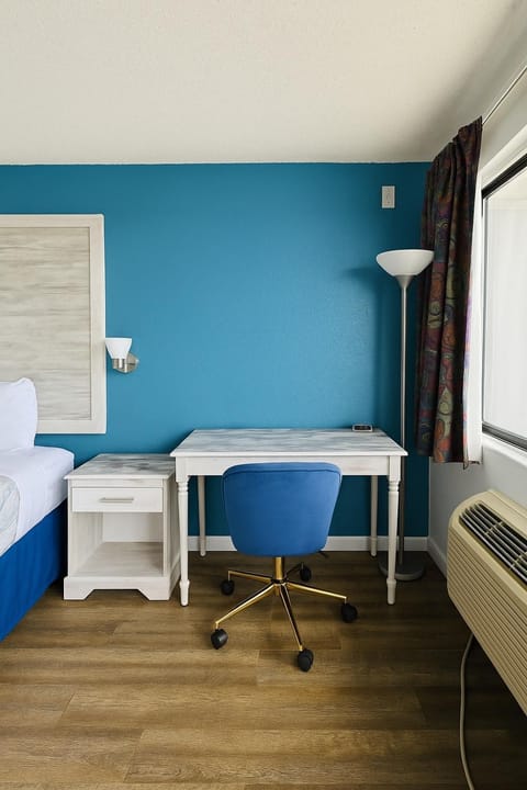 Ozark Inn and Suites Hotel in Osage Beach