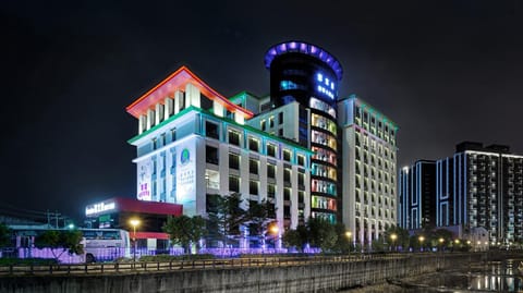 Property building, Nearby landmark