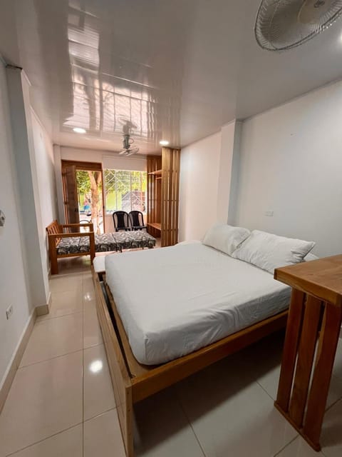 Bed, Living room
