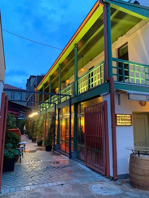 Property building, Day
