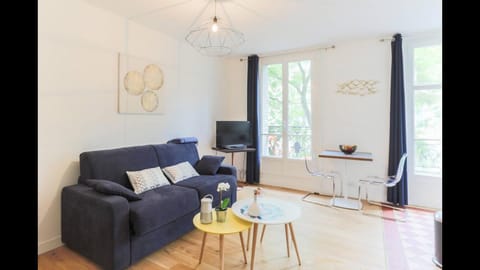 Superbe appartement familial au cœur du 14 eme Apartment in Paris