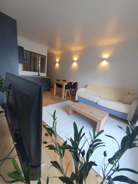 Communal lounge/ TV room, TV and multimedia