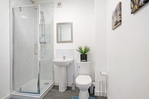 Shower, Toilet, Bathroom