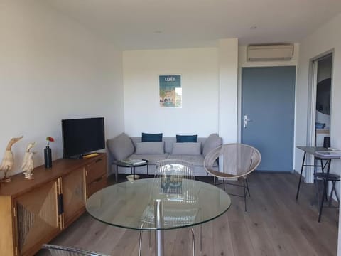 Un cocon à Uzès centre, piscine et parking Apartment in Uzes