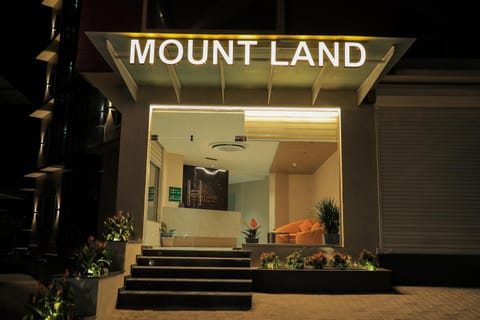 Facade/entrance, Night, Text overlay
