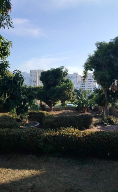 BLISSFUL ACATOWN BEACH PENTHOuSE Apartment in Acapulco