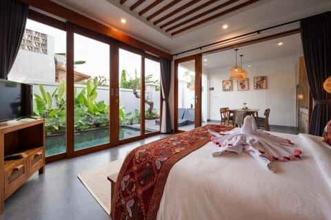 Bed, Photo of the whole room