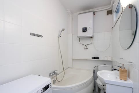 Toilet, Bathroom, Bath, dryer
