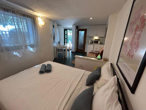 Apartment Garden Apartment in Makarska