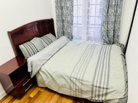 Apparemment Tour Eiffel- La Motte Picquet Grenelle Apartment in Paris