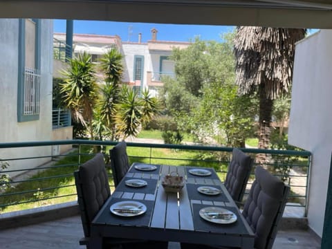 Garden, View (from property/room), Balcony/Terrace, Seating area, Garden view