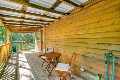 Clarkson Cabin - 17 Mi to Mammoth Cave Natl Park! Cabin in Nolin Lake