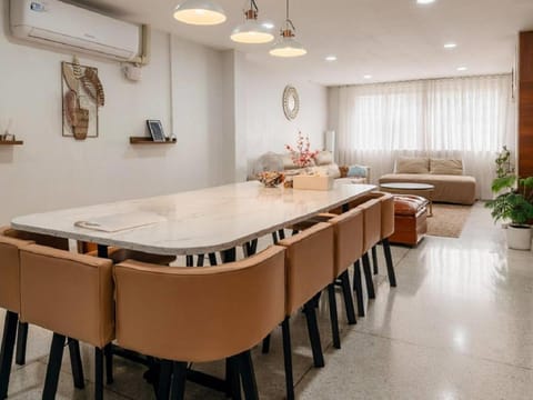 Communal lounge/ TV room, TV and multimedia, Living room, Dining area
