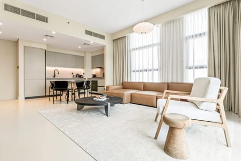 Living room, Seating area, Dining area, air conditioner