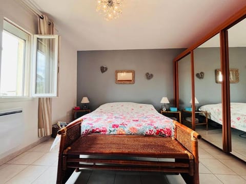 Villa climatisée avec jacuzzi Villa in La Londe-les-Maures