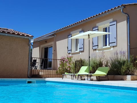 Property building, Pool view, Swimming pool