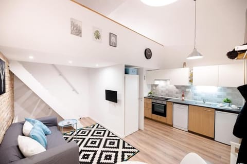 Kitchen or kitchenette, Living room