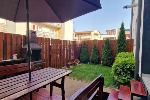 Garden, Balcony/Terrace