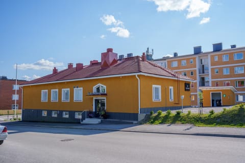 Property building, Street view