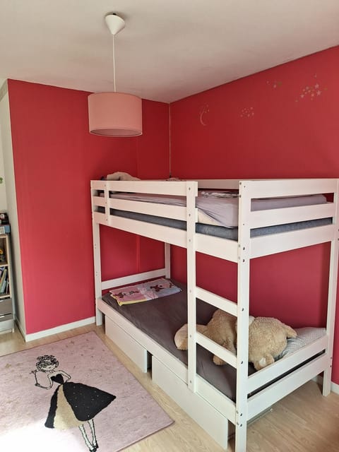 Foyer pagrita Vacation rental in Caen