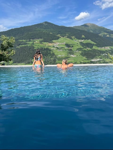 Apart Alpine Retreat 2 Apartment in Tyrol