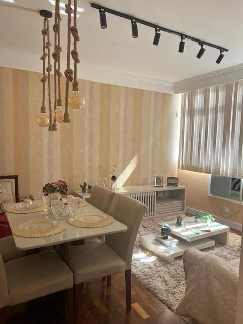 Edifício Leonardo Da Vinci Icarai Apartment hotel in Niterói