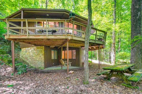 The Round House - Treetop North Carolina Cabin! Cabin in Laurel Park