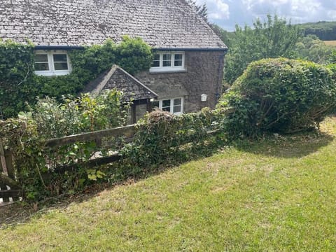 The Cottage House in Ashburton