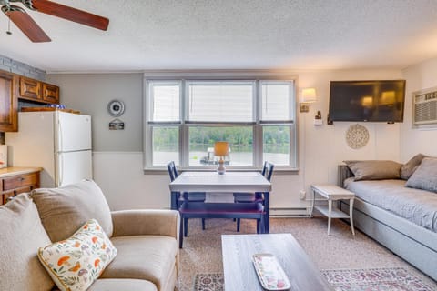 Lake of the Ozarks Cabin with Private Dock and Kayaks Cabin in Lake of the Ozarks