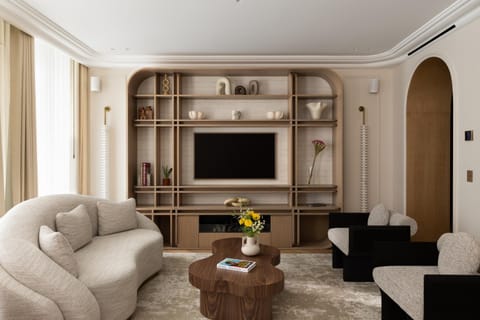 Communal lounge/ TV room, TV and multimedia, Living room, Seating area, Evening entertainment