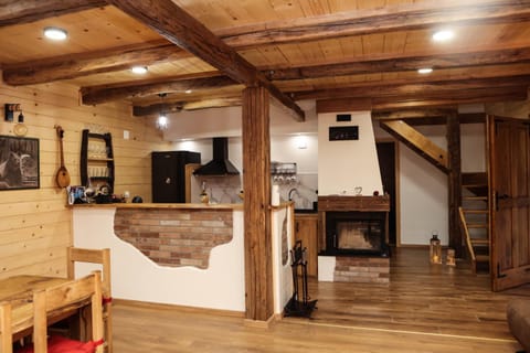 Holiday house Rustic Oak House in Lika-Senj County