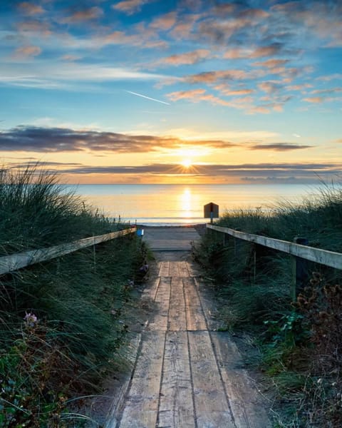 Nearby landmark, Sea view, Sunset