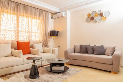 Living room, Seating area, air conditioner