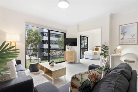 TV and multimedia, Living room, Decorative detail