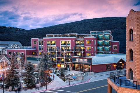 Property building, Natural landscape, Mountain view, Location