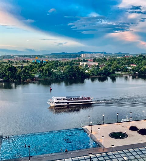 River view, River view
