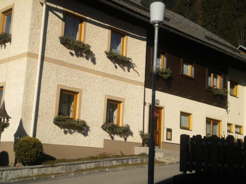Property building, Day