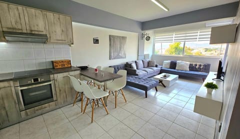 Panorama house near Teleperformance Apartment in Athens