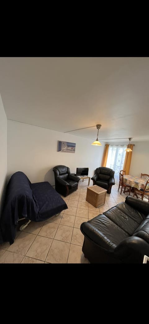 Appart 2 ch près RER Champs sur Marne - Disneyland et Paris Apartment in Noisy-le-Grand