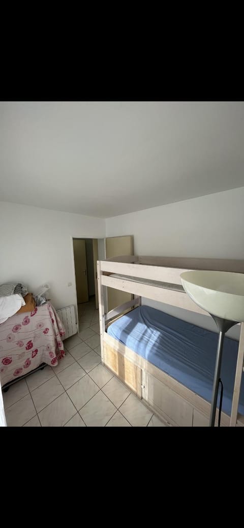 Appart 2 ch près RER Champs sur Marne - Disneyland et Paris Apartment in Noisy-le-Grand