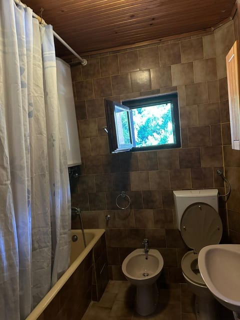 Apartmani VV Apartment in Montenegro