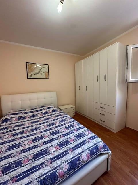 Apartmani VV Apartment in Montenegro