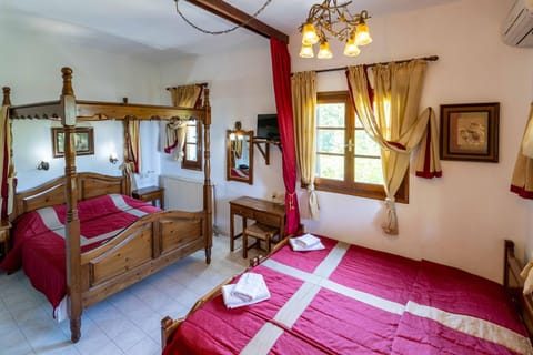 Bed, Photo of the whole room, Bedroom, air conditioner