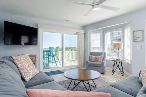 The Blue Heron by Bryant Real Estate House in Wrightsville Beach