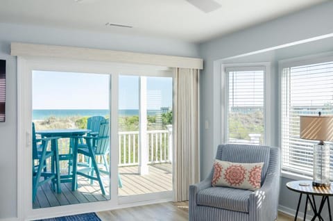 The Blue Heron by Bryant Real Estate House in Wrightsville Beach