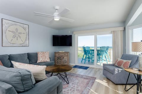 The Blue Heron by Bryant Real Estate House in Wrightsville Beach