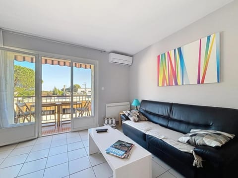 Balcony/Terrace, Living room, air conditioner