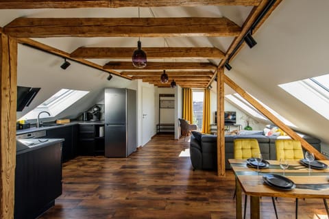 Kitchen or kitchenette, Living room, Dining area