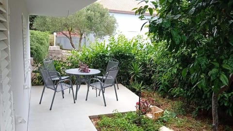 Loviste apartments Apartment in Dubrovnik-Neretva County